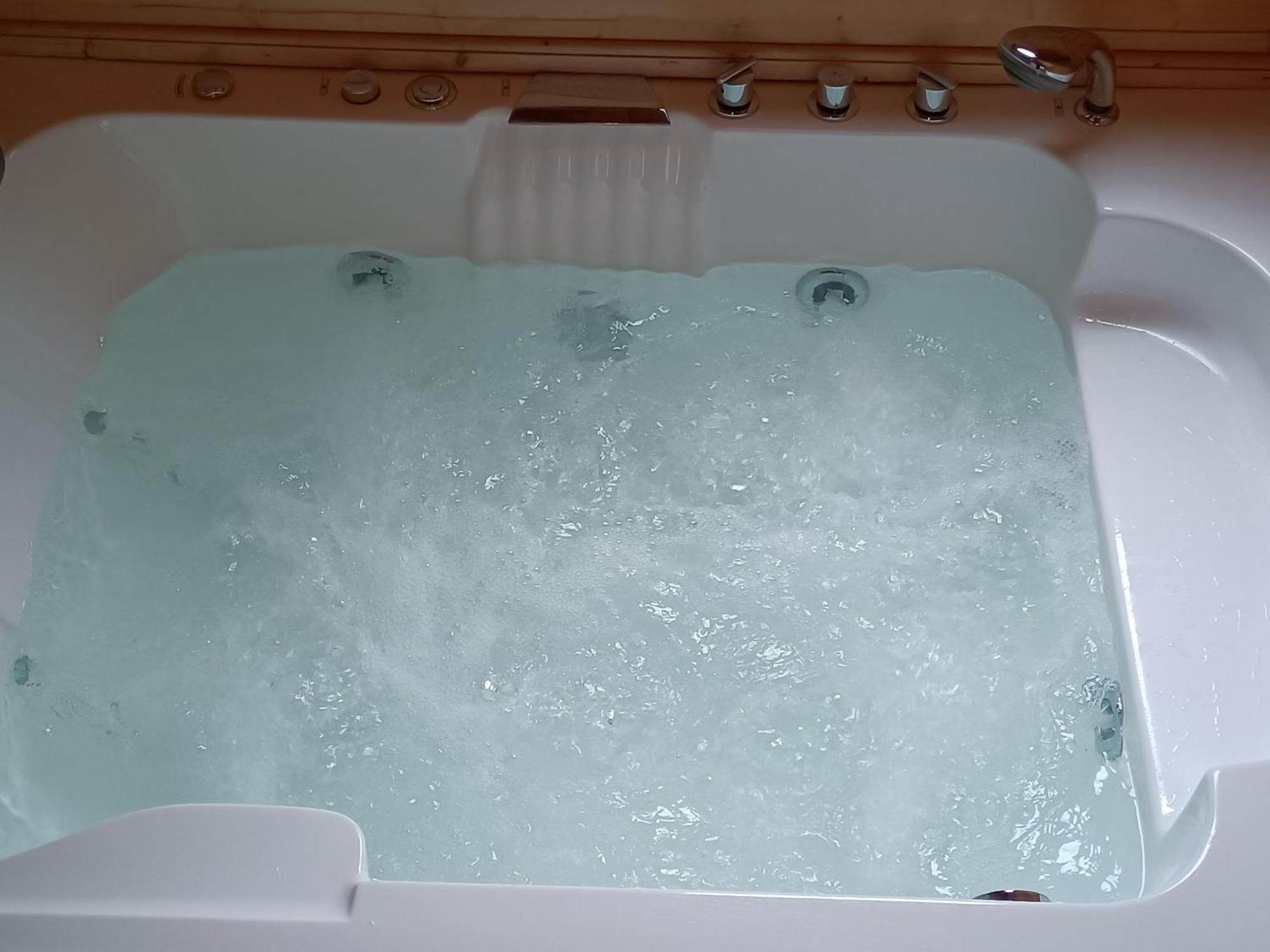 La Dehesilla De Toledo Escapada Romantica Jacuzzi Sillon Tantrico Country house *